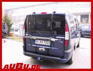 Fiat Doblo Bj. 03/2001 bis 05/2009 Typ: 223 mit Heckklappe ( Zusatzbeleuchtung und Kennzeichen wird beim Fahrradtransport empfohlen !) - Paulchen Grundträger - 851950 300