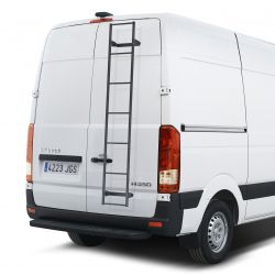 Mercedes Sprinter. (L1/L2/L3/L4 - H2). (2018 bis ...) - Montage MIT Bohren - CRUZ universal Hecktürleiter