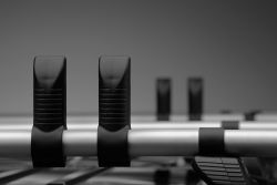 MAN TGE. Höhe H2/H3. Länge L3/L4/L5. 3 Trägerbarren - RHINO Aluminium Schwerlastdachträger inkl. 4 Seitenstützen - Rhino KAMMBAR PRO Grundträger
