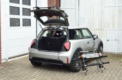 Mini Cooper 3-türig (Typ: F66) (02/2024 bis ...) - Es wird ein Foto des Heckspoilers benötigt !! - Paulchen Grundträger - 817104 300